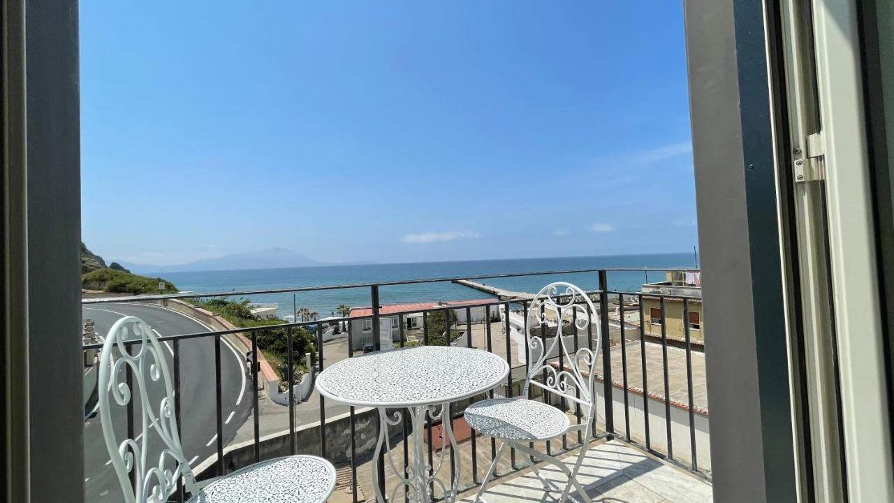 Naro Suites And Rooms Bacoli Exterior foto